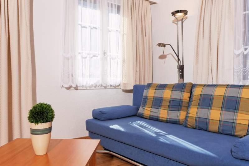 לוטרברונן Ferienwohnung Bahnhoefli חדר תמונה